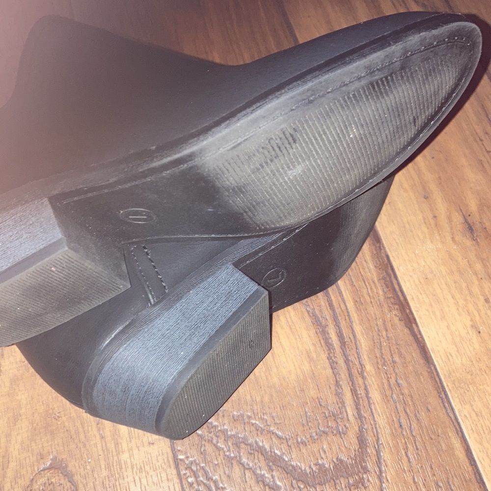 Universal Thread Boots With Heel - image 4